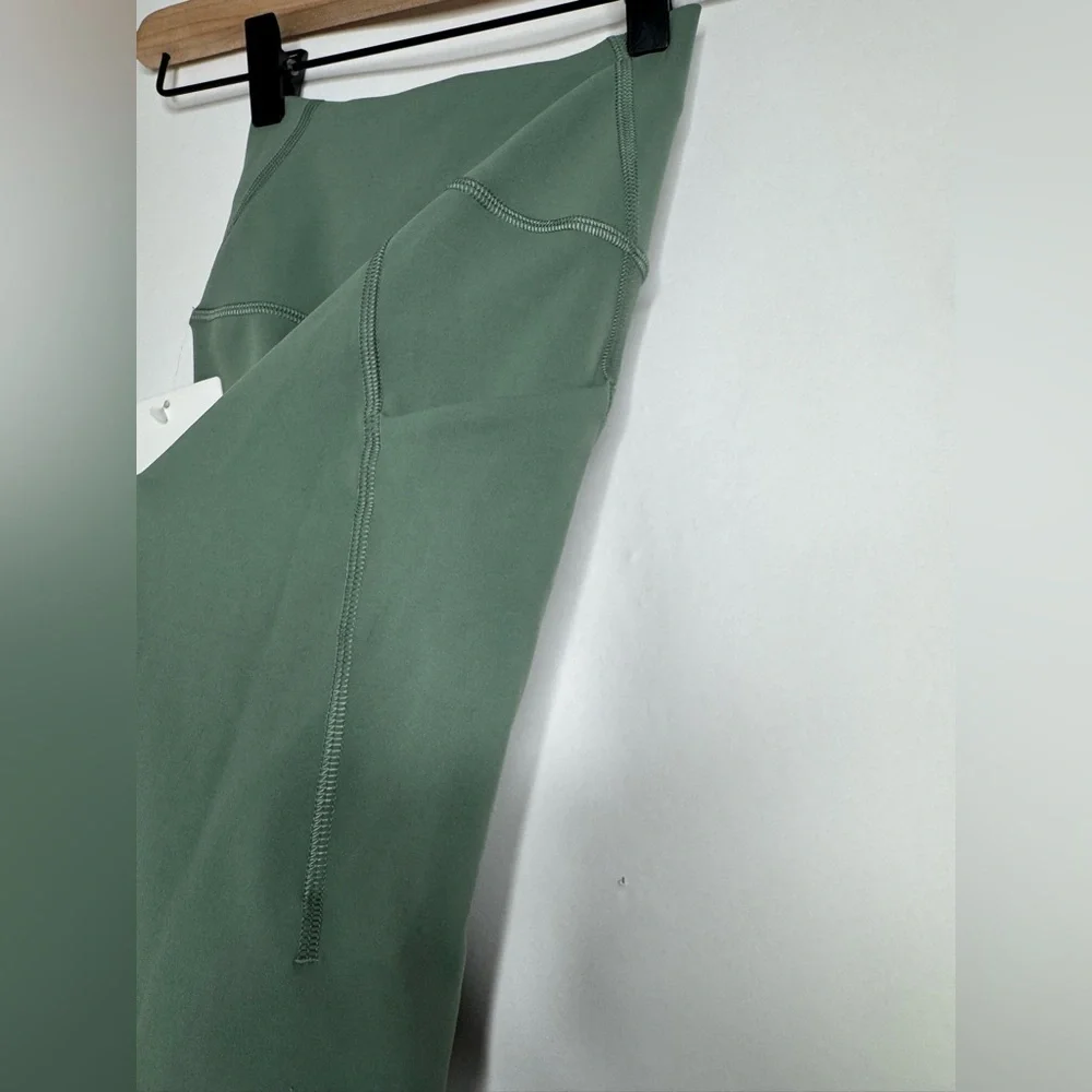 NWT Lululemon Wunder Train High-Rise Tight with Pockets 25